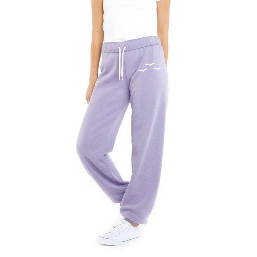NWT Lazypants Niki in Lavender, Size M